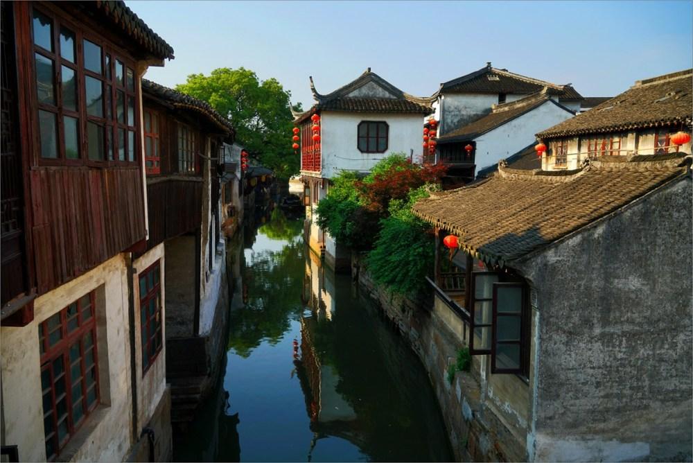 东百集团:大股东解除部分质押 涉及股份占总股本1.24%